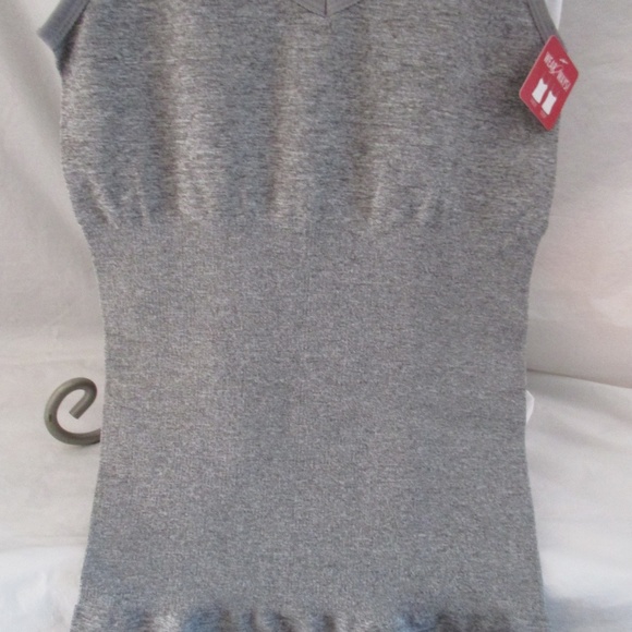 Skinnygirl 3 Pack Shaping Reversible Camis 7644 - Picture 3 of 8